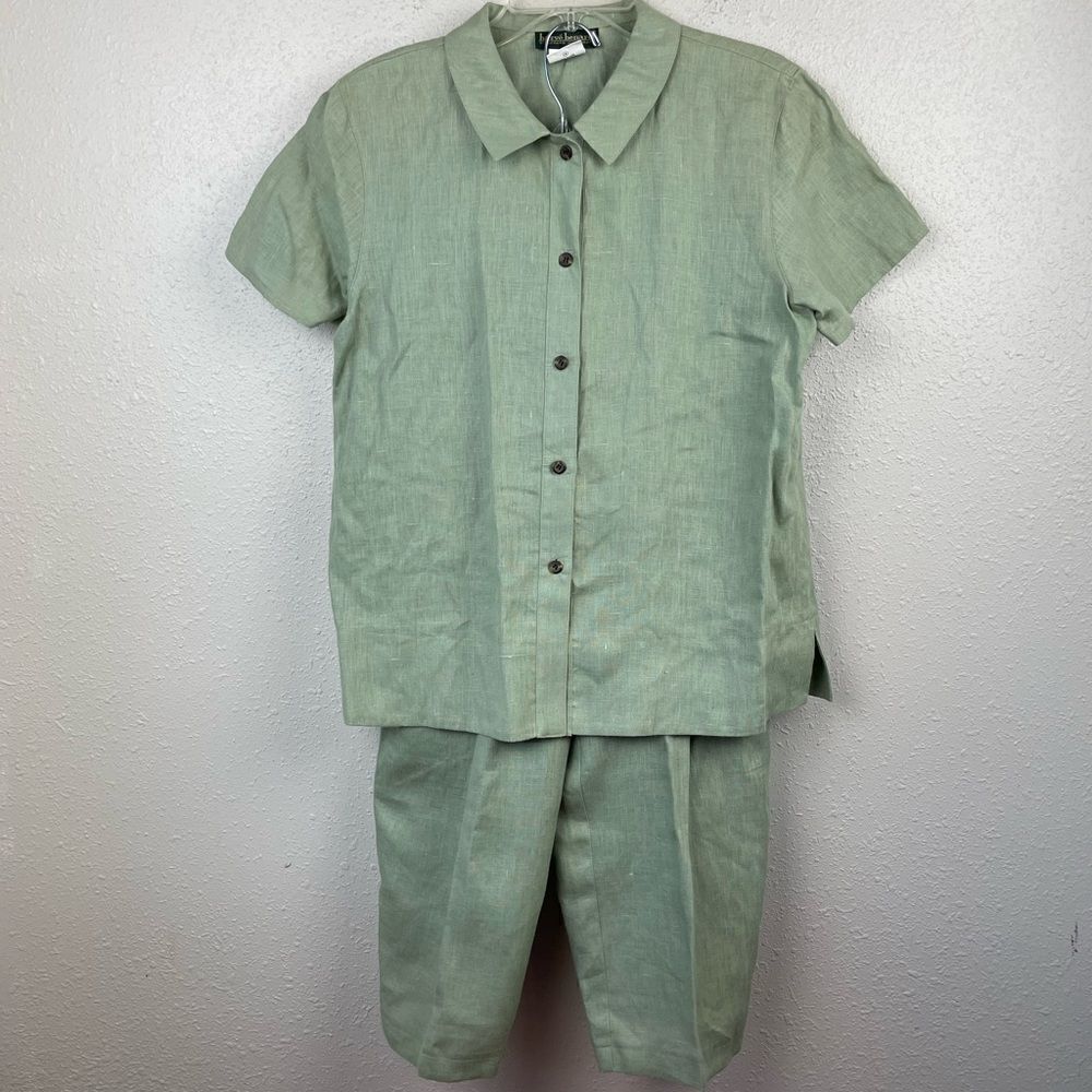 Harve Benard Light Sage Green Button Down Short Sleeve Shirt